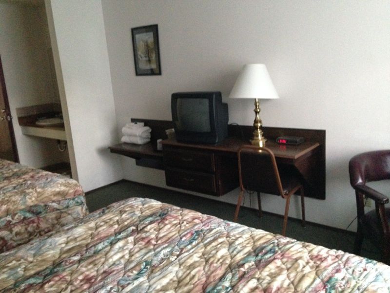 Sis Q Inn Weed Room photo